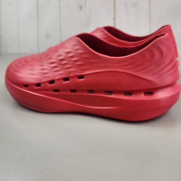 STAND+ Unisex AntiGrav1 Ultralight Standing Energy Recovery Shoes Red M7/W9 - Picture 6 of 13